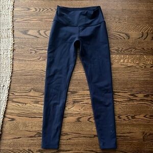 Alo leggings size medium
